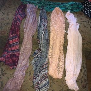 Scarfs
